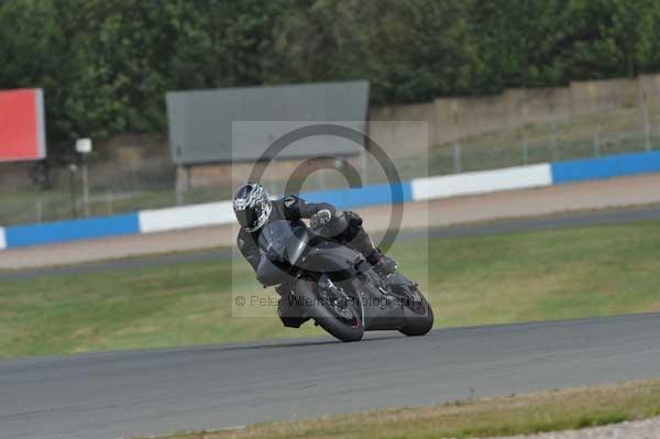 Motorcycle action photographs;Trackday digital images;donington;donington park leicestershire;donington photographs;event digital images;eventdigitalimages;no limits trackday;peter wileman photography;trackday;trackday photos