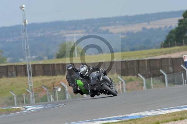 Motorcycle action photographs;Trackday digital images;donington;donington park leicestershire;donington photographs;event digital images;eventdigitalimages;no limits trackday;peter wileman photography;trackday;trackday photos