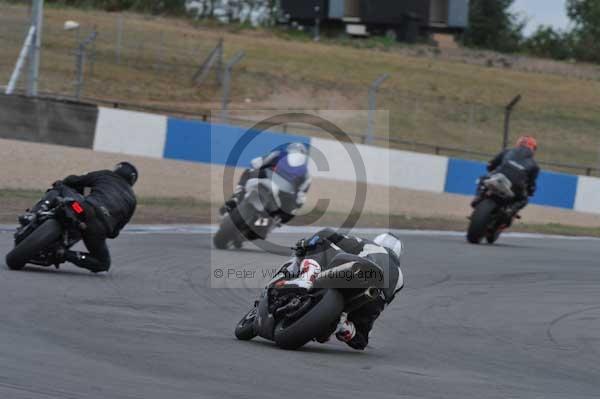 Motorcycle action photographs;Trackday digital images;donington;donington park leicestershire;donington photographs;event digital images;eventdigitalimages;no limits trackday;peter wileman photography;trackday;trackday photos