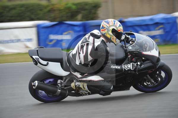 Motorcycle action photographs;Trackday digital images;donington;donington park leicestershire;donington photographs;event digital images;eventdigitalimages;no limits trackday;peter wileman photography;trackday;trackday photos