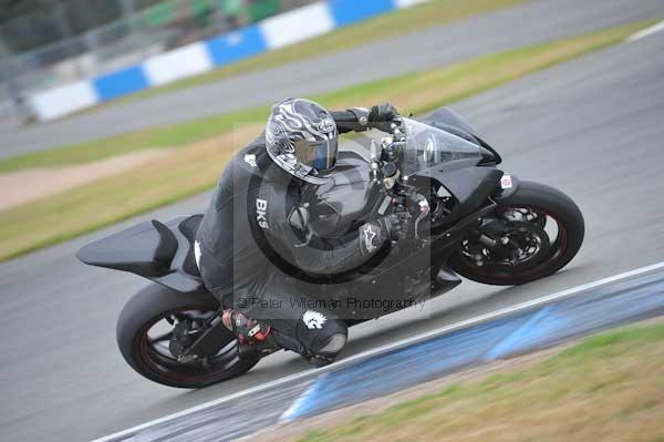 Motorcycle action photographs;Trackday digital images;donington;donington park leicestershire;donington photographs;event digital images;eventdigitalimages;no limits trackday;peter wileman photography;trackday;trackday photos