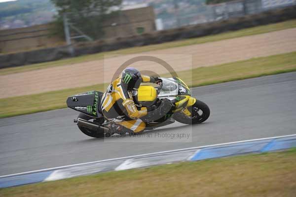 Motorcycle action photographs;Trackday digital images;donington;donington park leicestershire;donington photographs;event digital images;eventdigitalimages;no limits trackday;peter wileman photography;trackday;trackday photos