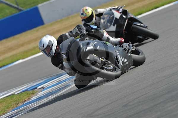 Motorcycle action photographs;Trackday digital images;donington;donington park leicestershire;donington photographs;event digital images;eventdigitalimages;no limits trackday;peter wileman photography;trackday;trackday photos