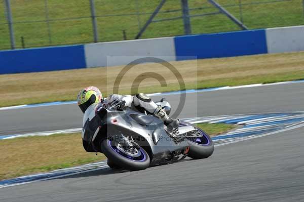 Motorcycle action photographs;Trackday digital images;donington;donington park leicestershire;donington photographs;event digital images;eventdigitalimages;no limits trackday;peter wileman photography;trackday;trackday photos