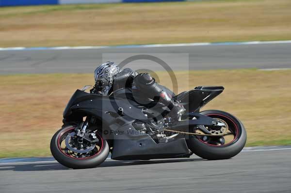 Motorcycle action photographs;Trackday digital images;donington;donington park leicestershire;donington photographs;event digital images;eventdigitalimages;no limits trackday;peter wileman photography;trackday;trackday photos