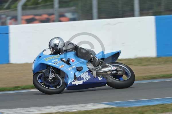 Motorcycle action photographs;Trackday digital images;donington;donington park leicestershire;donington photographs;event digital images;eventdigitalimages;no limits trackday;peter wileman photography;trackday;trackday photos