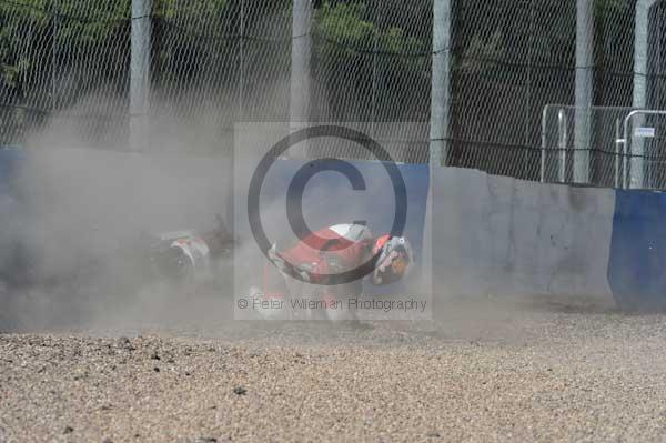 Motorcycle action photographs;Trackday digital images;donington;donington park leicestershire;donington photographs;event digital images;eventdigitalimages;no limits trackday;peter wileman photography;trackday;trackday photos