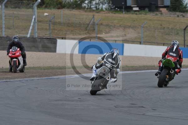 Motorcycle action photographs;Trackday digital images;donington;donington park leicestershire;donington photographs;event digital images;eventdigitalimages;no limits trackday;peter wileman photography;trackday;trackday photos