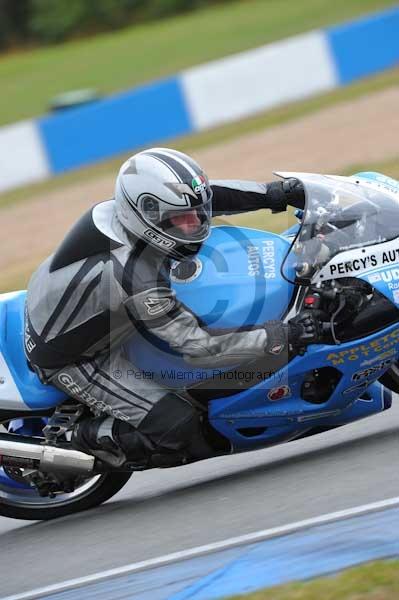 Motorcycle action photographs;Trackday digital images;donington;donington park leicestershire;donington photographs;event digital images;eventdigitalimages;no limits trackday;peter wileman photography;trackday;trackday photos