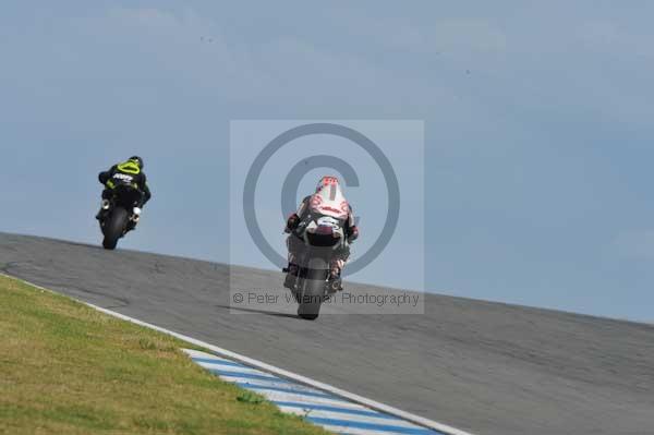 Motorcycle action photographs;Trackday digital images;donington;donington park leicestershire;donington photographs;event digital images;eventdigitalimages;no limits trackday;peter wileman photography;trackday;trackday photos