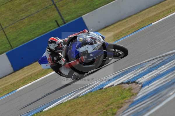 Motorcycle action photographs;Trackday digital images;donington;donington park leicestershire;donington photographs;event digital images;eventdigitalimages;no limits trackday;peter wileman photography;trackday;trackday photos