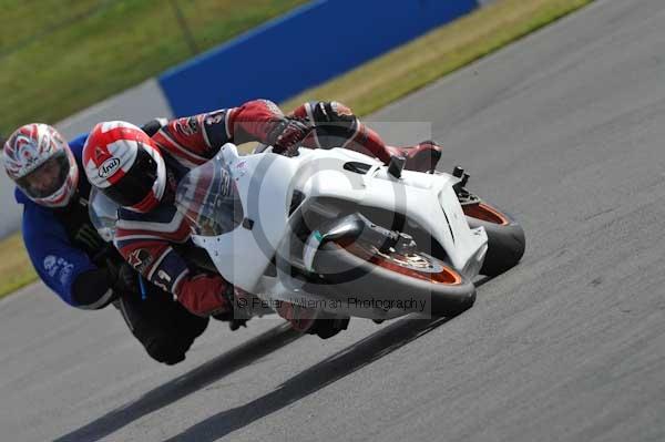 Motorcycle action photographs;Trackday digital images;donington;donington park leicestershire;donington photographs;event digital images;eventdigitalimages;no limits trackday;peter wileman photography;trackday;trackday photos