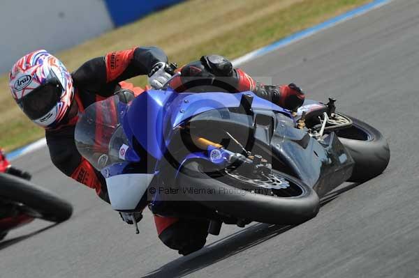 Motorcycle action photographs;Trackday digital images;donington;donington park leicestershire;donington photographs;event digital images;eventdigitalimages;no limits trackday;peter wileman photography;trackday;trackday photos