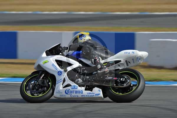 Motorcycle action photographs;Trackday digital images;donington;donington park leicestershire;donington photographs;event digital images;eventdigitalimages;no limits trackday;peter wileman photography;trackday;trackday photos