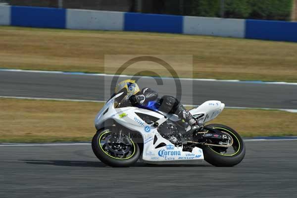 Motorcycle action photographs;Trackday digital images;donington;donington park leicestershire;donington photographs;event digital images;eventdigitalimages;no limits trackday;peter wileman photography;trackday;trackday photos