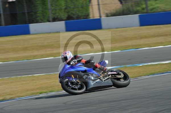 Motorcycle action photographs;Trackday digital images;donington;donington park leicestershire;donington photographs;event digital images;eventdigitalimages;no limits trackday;peter wileman photography;trackday;trackday photos