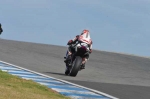 Motorcycle-action-photographs;Trackday-digital-images;donington;donington-park-leicestershire;donington-photographs;event-digital-images;eventdigitalimages;no-limits-trackday;peter-wileman-photography;trackday;trackday-photos