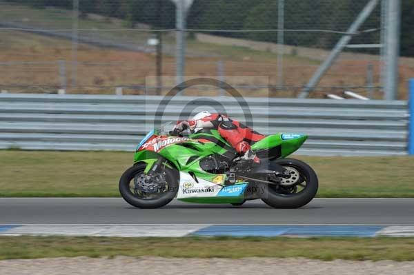 Motorcycle action photographs;Trackday digital images;donington;donington park leicestershire;donington photographs;event digital images;eventdigitalimages;no limits trackday;peter wileman photography;trackday;trackday photos