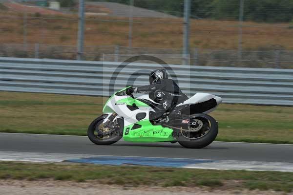 Motorcycle action photographs;Trackday digital images;donington;donington park leicestershire;donington photographs;event digital images;eventdigitalimages;no limits trackday;peter wileman photography;trackday;trackday photos