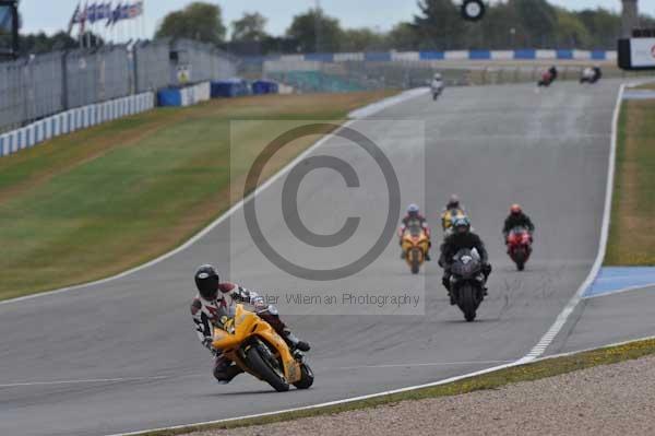 Motorcycle action photographs;Trackday digital images;donington;donington park leicestershire;donington photographs;event digital images;eventdigitalimages;no limits trackday;peter wileman photography;trackday;trackday photos