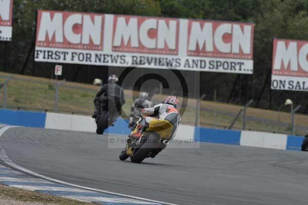 Motorcycle action photographs;Trackday digital images;donington;donington park leicestershire;donington photographs;event digital images;eventdigitalimages;no limits trackday;peter wileman photography;trackday;trackday photos