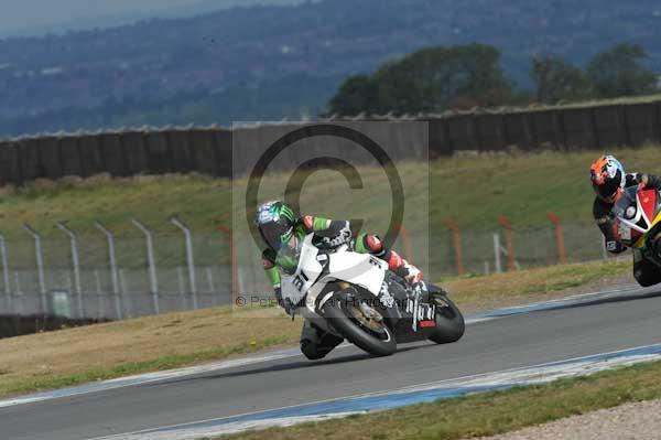 Motorcycle action photographs;Trackday digital images;donington;donington park leicestershire;donington photographs;event digital images;eventdigitalimages;no limits trackday;peter wileman photography;trackday;trackday photos