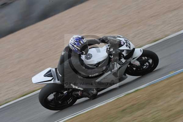 Motorcycle action photographs;Trackday digital images;donington;donington park leicestershire;donington photographs;event digital images;eventdigitalimages;no limits trackday;peter wileman photography;trackday;trackday photos