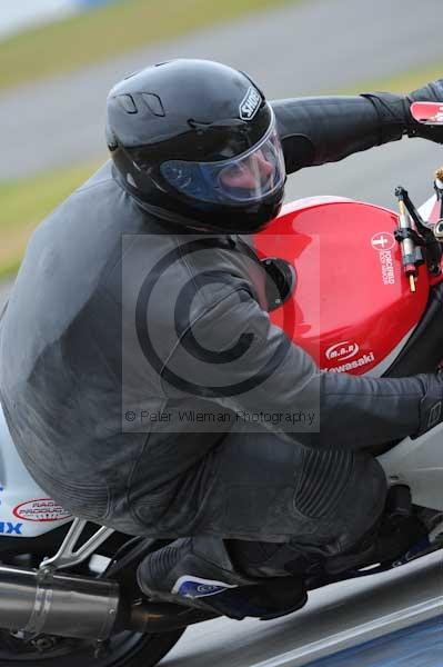 Motorcycle action photographs;Trackday digital images;donington;donington park leicestershire;donington photographs;event digital images;eventdigitalimages;no limits trackday;peter wileman photography;trackday;trackday photos