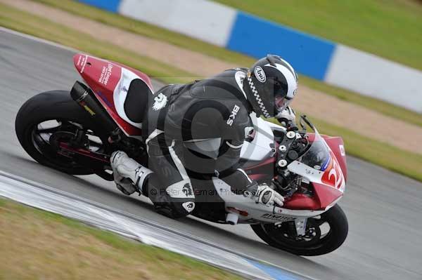 Motorcycle action photographs;Trackday digital images;donington;donington park leicestershire;donington photographs;event digital images;eventdigitalimages;no limits trackday;peter wileman photography;trackday;trackday photos