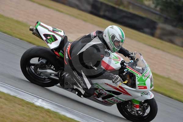 Motorcycle action photographs;Trackday digital images;donington;donington park leicestershire;donington photographs;event digital images;eventdigitalimages;no limits trackday;peter wileman photography;trackday;trackday photos