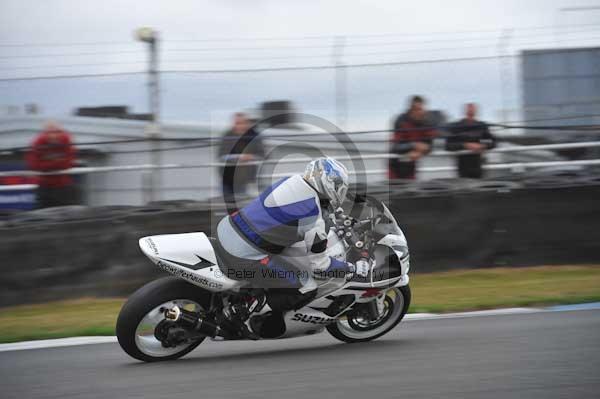 Motorcycle action photographs;Trackday digital images;donington;donington park leicestershire;donington photographs;event digital images;eventdigitalimages;no limits trackday;peter wileman photography;trackday;trackday photos