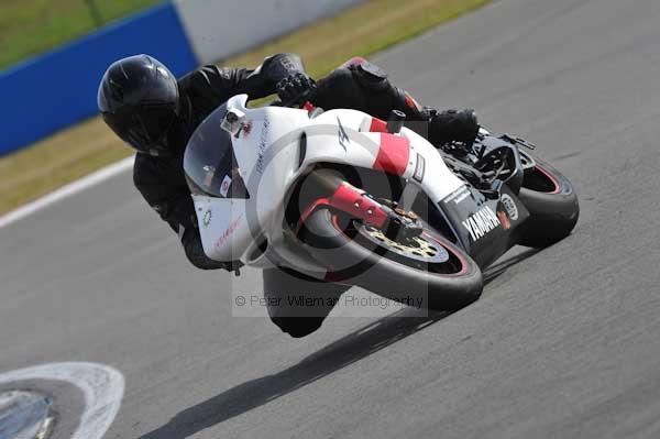 Motorcycle action photographs;Trackday digital images;donington;donington park leicestershire;donington photographs;event digital images;eventdigitalimages;no limits trackday;peter wileman photography;trackday;trackday photos