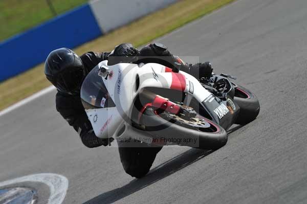 Motorcycle action photographs;Trackday digital images;donington;donington park leicestershire;donington photographs;event digital images;eventdigitalimages;no limits trackday;peter wileman photography;trackday;trackday photos