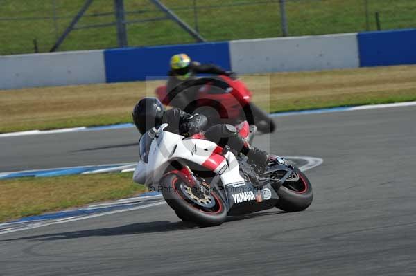 Motorcycle action photographs;Trackday digital images;donington;donington park leicestershire;donington photographs;event digital images;eventdigitalimages;no limits trackday;peter wileman photography;trackday;trackday photos