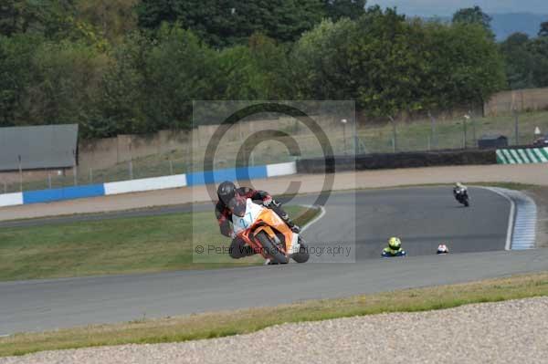 Motorcycle action photographs;Trackday digital images;donington;donington park leicestershire;donington photographs;event digital images;eventdigitalimages;no limits trackday;peter wileman photography;trackday;trackday photos