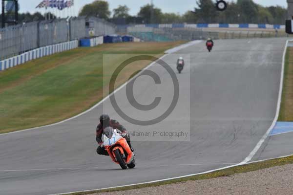 Motorcycle action photographs;Trackday digital images;donington;donington park leicestershire;donington photographs;event digital images;eventdigitalimages;no limits trackday;peter wileman photography;trackday;trackday photos