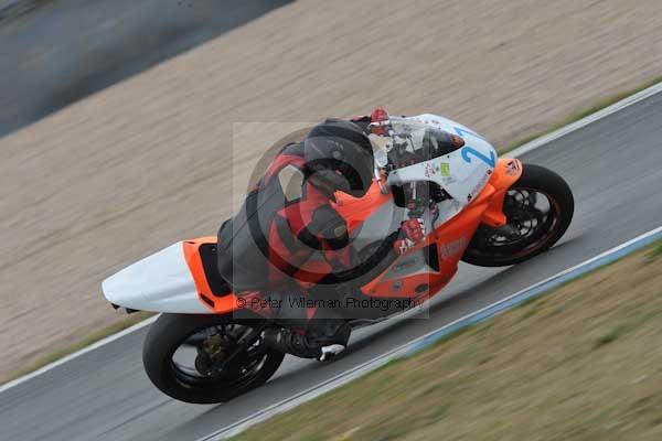 Motorcycle action photographs;Trackday digital images;donington;donington park leicestershire;donington photographs;event digital images;eventdigitalimages;no limits trackday;peter wileman photography;trackday;trackday photos