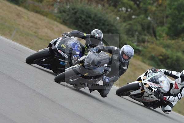 Motorcycle action photographs;Trackday digital images;donington;donington park leicestershire;donington photographs;event digital images;eventdigitalimages;no limits trackday;peter wileman photography;trackday;trackday photos