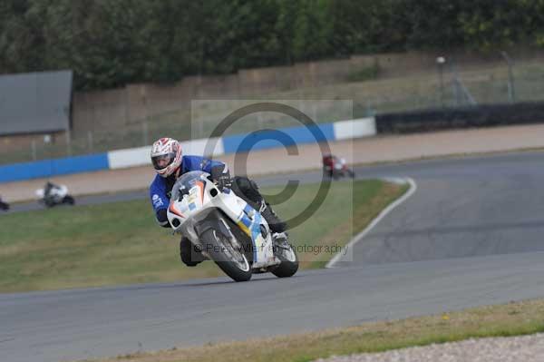 Motorcycle action photographs;Trackday digital images;donington;donington park leicestershire;donington photographs;event digital images;eventdigitalimages;no limits trackday;peter wileman photography;trackday;trackday photos