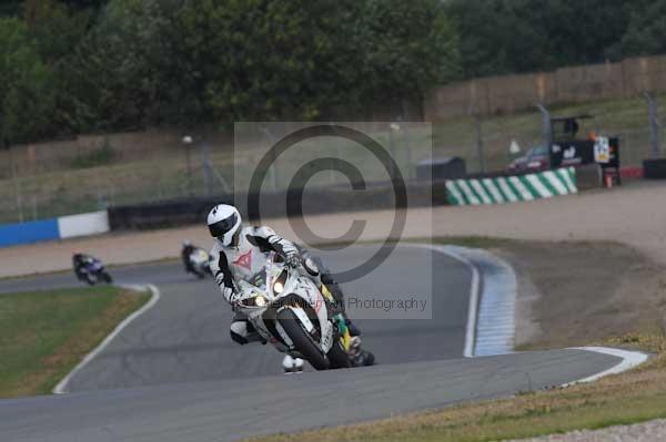 Motorcycle action photographs;Trackday digital images;donington;donington park leicestershire;donington photographs;event digital images;eventdigitalimages;no limits trackday;peter wileman photography;trackday;trackday photos