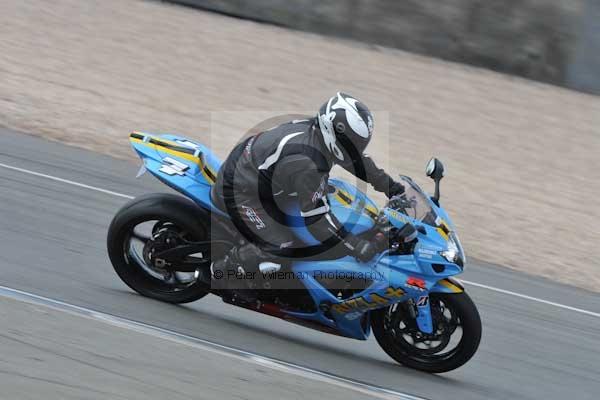 Motorcycle action photographs;Trackday digital images;donington;donington park leicestershire;donington photographs;event digital images;eventdigitalimages;no limits trackday;peter wileman photography;trackday;trackday photos