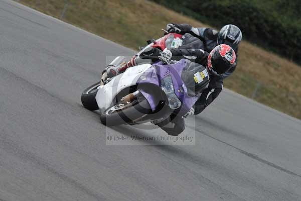 Motorcycle action photographs;Trackday digital images;donington;donington park leicestershire;donington photographs;event digital images;eventdigitalimages;no limits trackday;peter wileman photography;trackday;trackday photos