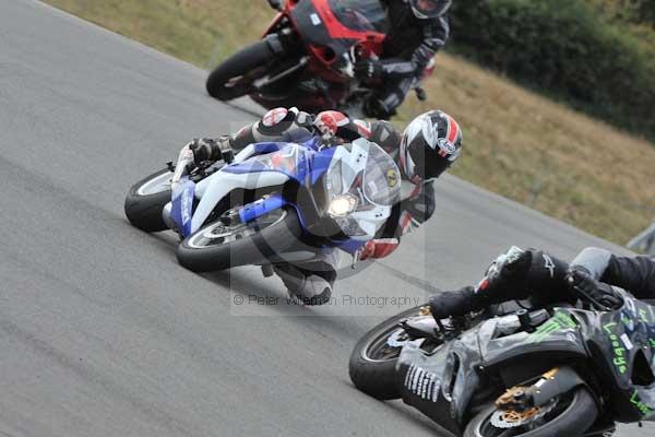 Motorcycle action photographs;Trackday digital images;donington;donington park leicestershire;donington photographs;event digital images;eventdigitalimages;no limits trackday;peter wileman photography;trackday;trackday photos