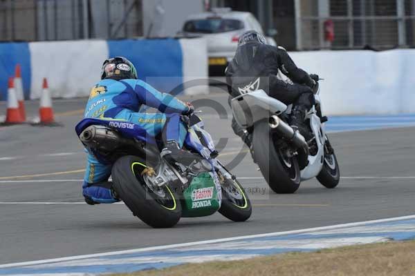 Motorcycle action photographs;Trackday digital images;donington;donington park leicestershire;donington photographs;event digital images;eventdigitalimages;no limits trackday;peter wileman photography;trackday;trackday photos