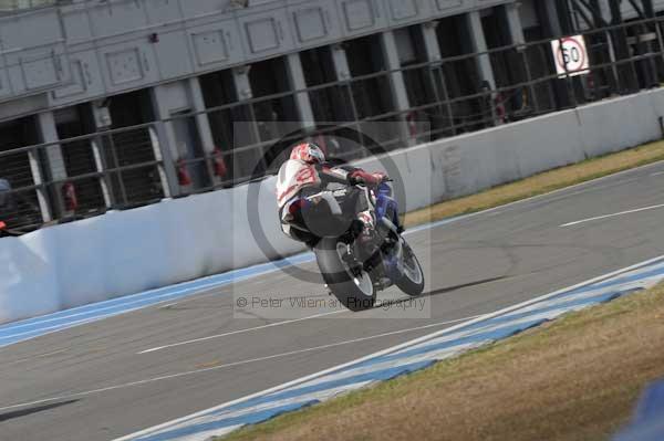 Motorcycle action photographs;Trackday digital images;donington;donington park leicestershire;donington photographs;event digital images;eventdigitalimages;no limits trackday;peter wileman photography;trackday;trackday photos