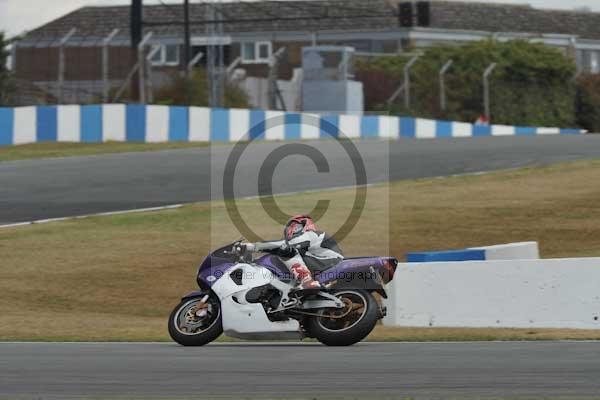 Motorcycle action photographs;Trackday digital images;donington;donington park leicestershire;donington photographs;event digital images;eventdigitalimages;no limits trackday;peter wileman photography;trackday;trackday photos