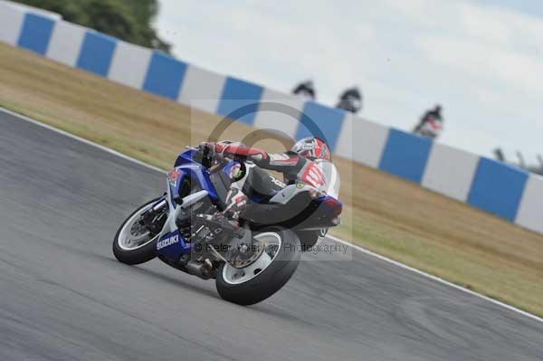 Motorcycle action photographs;Trackday digital images;donington;donington park leicestershire;donington photographs;event digital images;eventdigitalimages;no limits trackday;peter wileman photography;trackday;trackday photos