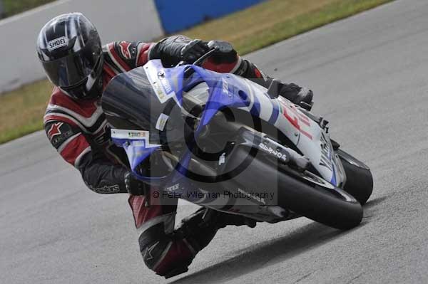 Motorcycle action photographs;Trackday digital images;donington;donington park leicestershire;donington photographs;event digital images;eventdigitalimages;no limits trackday;peter wileman photography;trackday;trackday photos