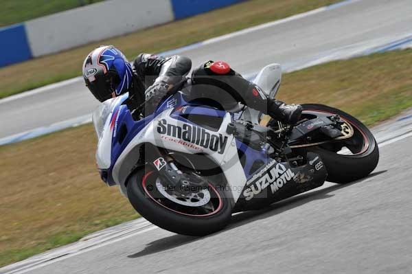 Motorcycle action photographs;Trackday digital images;donington;donington park leicestershire;donington photographs;event digital images;eventdigitalimages;no limits trackday;peter wileman photography;trackday;trackday photos