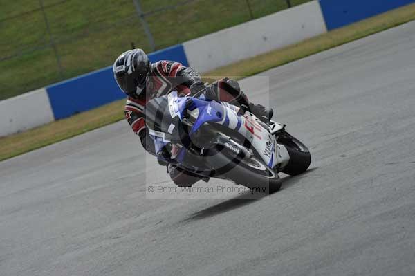 Motorcycle action photographs;Trackday digital images;donington;donington park leicestershire;donington photographs;event digital images;eventdigitalimages;no limits trackday;peter wileman photography;trackday;trackday photos